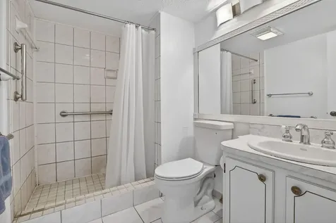 8921 S Hollybrook Boulevard Pembroke Pines FL 33025