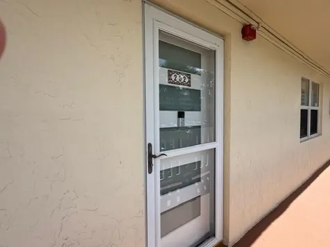 131 SE 3rd Avenue Dania Beach FL 33004