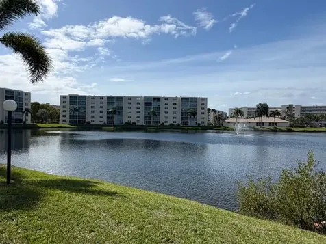131 SE 3rd Avenue Dania Beach FL 33004