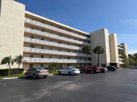 131 SE 3rd Avenue Dania Beach FL 33004