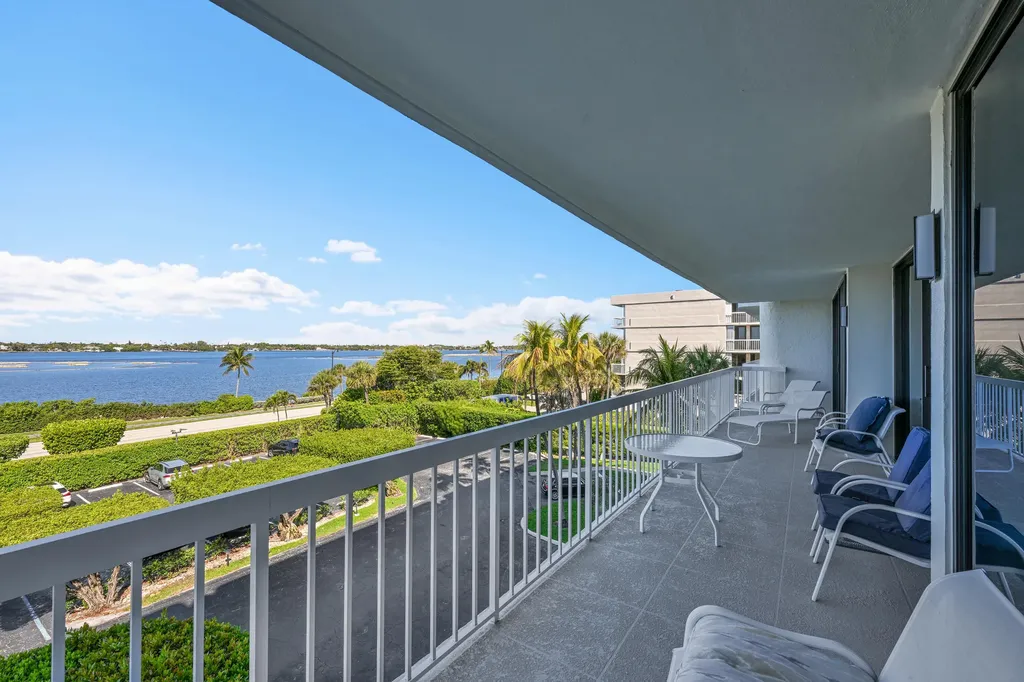 3300 S Ocean Boulevard Palm Beach FL 33480