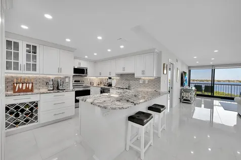 3300 S Ocean Boulevard Palm Beach FL 33480