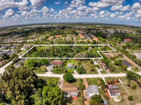 475 1st Street West Palm Beach FL 33413