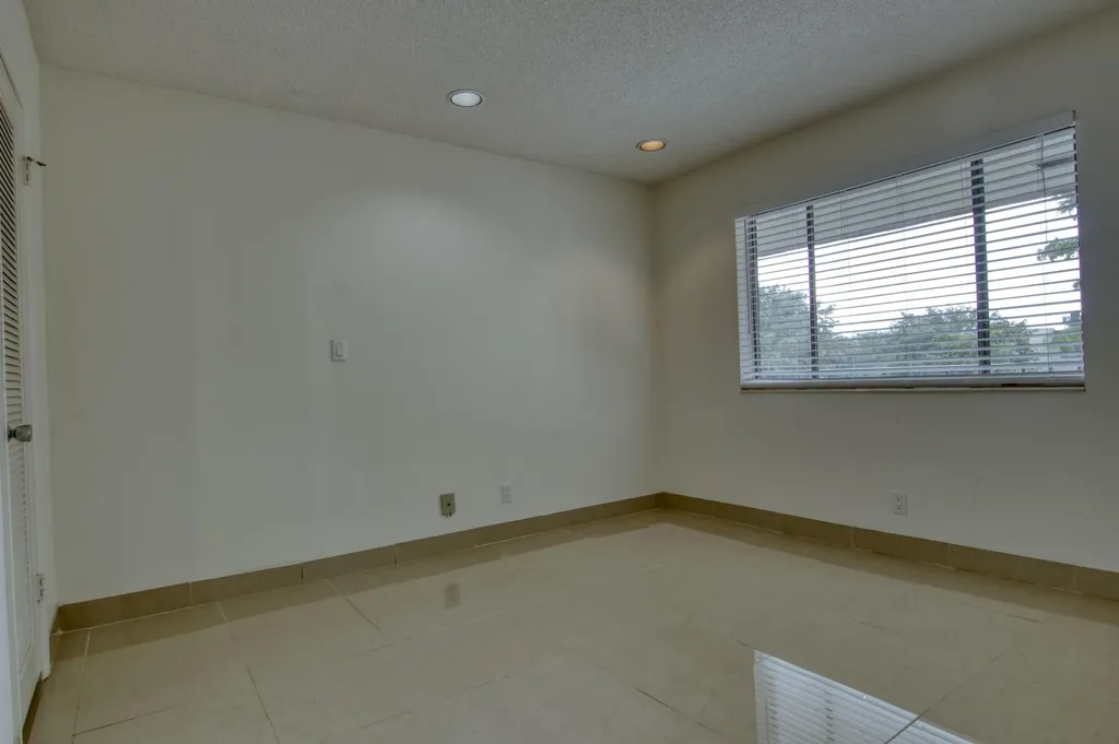 4471 Luxemburg Court Lake Worth FL 33467