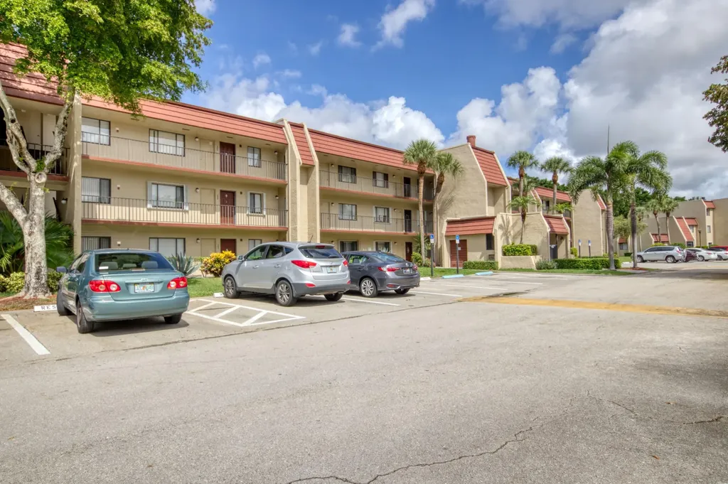 4471 Luxemburg Court Lake Worth FL 33467