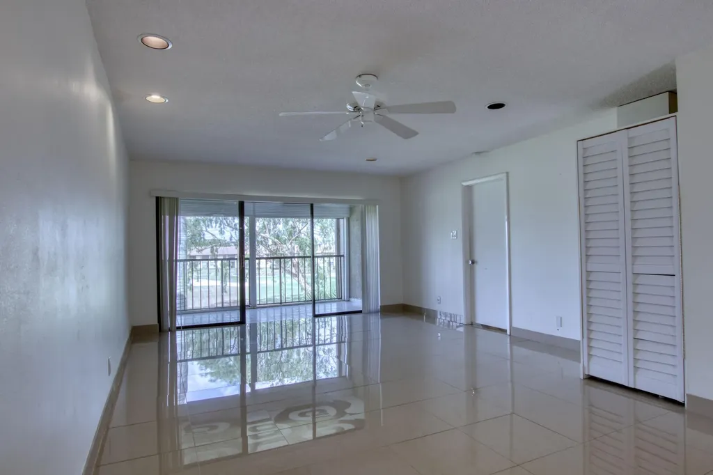 4471 Luxemburg Court Lake Worth FL 33467