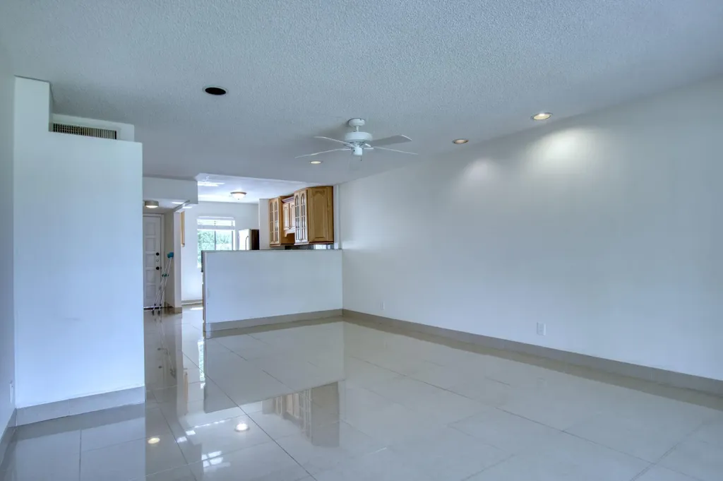 4471 Luxemburg Court Lake Worth FL 33467