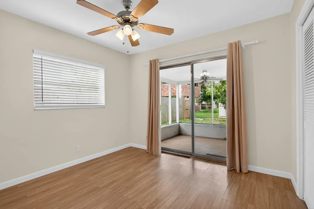 371 SE 1st Avenue Pompano Beach FL 33060