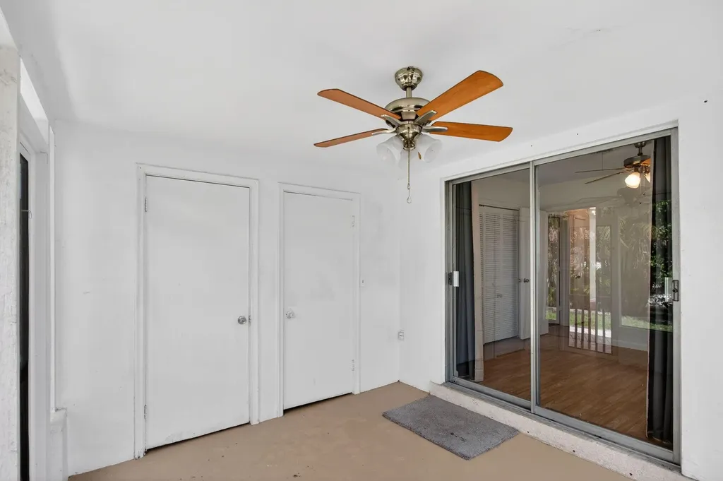 371 SE 1st Avenue Pompano Beach FL 33060