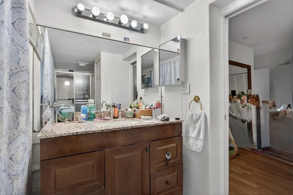 371 SE 1st Avenue Pompano Beach FL 33060