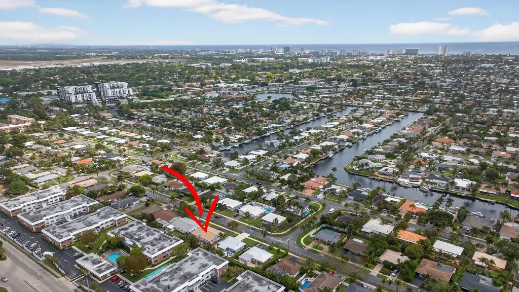 371 SE 1st Avenue Pompano Beach FL 33060