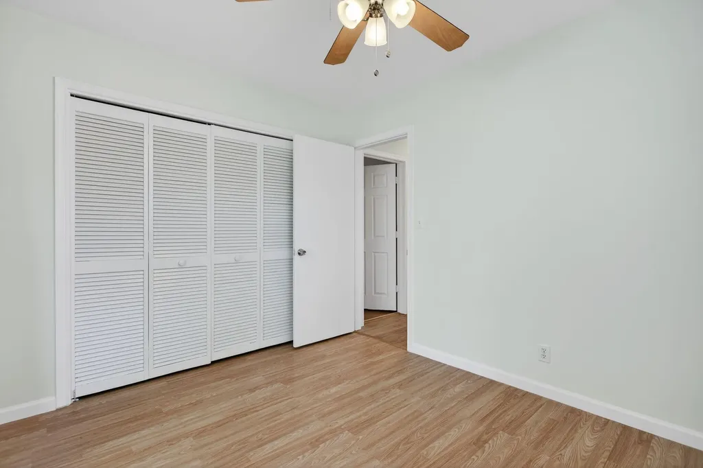 371 SE 1st Avenue Pompano Beach FL 33060