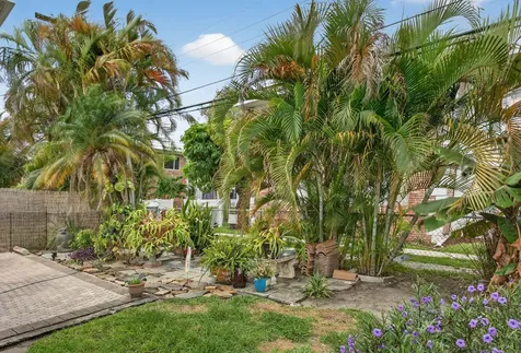 371 SE 1st Avenue Pompano Beach FL 33060