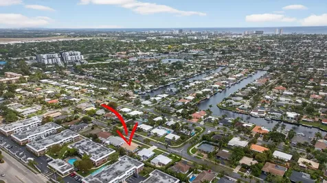 371 SE 1st Avenue Pompano Beach FL 33060