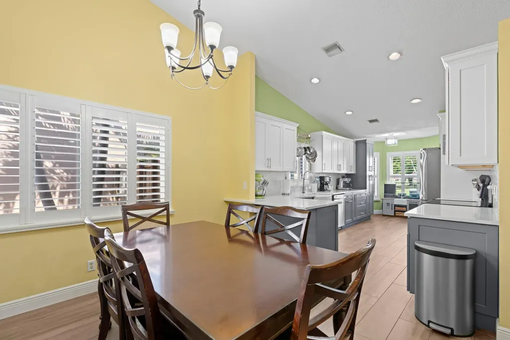 8584 Shawe Way Boca Raton FL 33433