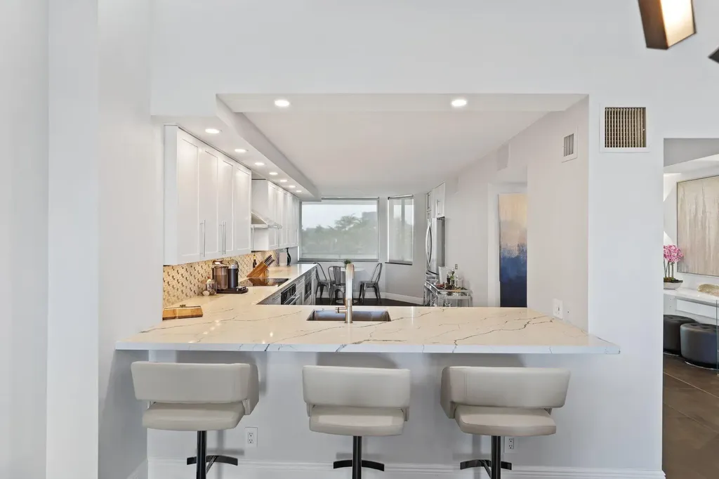1800 S Ocean Drive Fort Lauderdale FL 33316