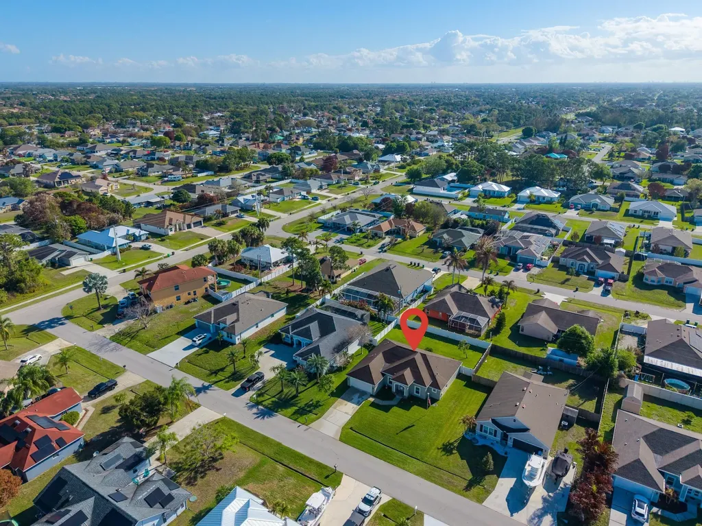 1843 SW Hudson Street Port St Lucie FL 34953