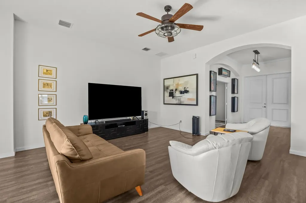 1843 SW Hudson Street Port St Lucie FL 34953