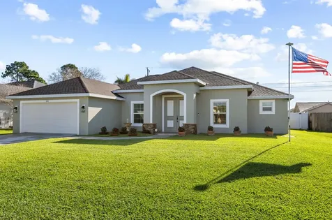 1843 SW Hudson Street Port St Lucie FL 34953