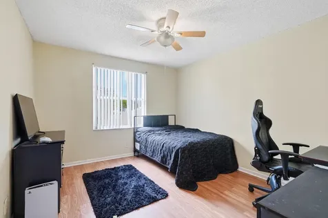 9378 NW 8th Circle Plantation FL 33324