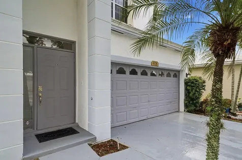 9378 NW 8th Circle Plantation FL 33324
