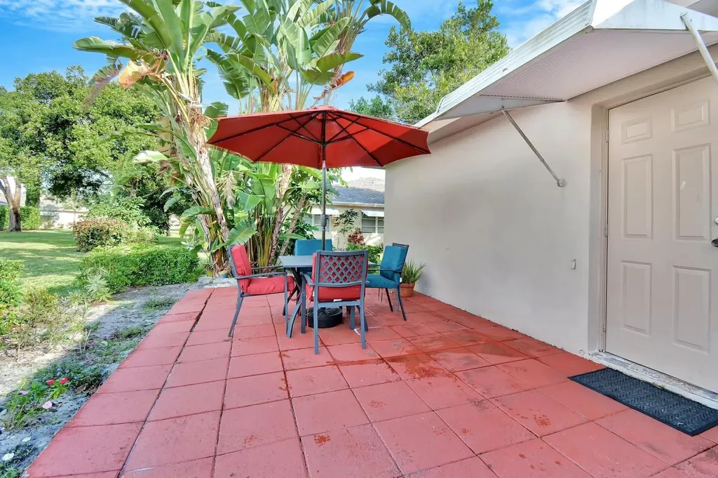 1232 Club Drive W Delray Beach FL 33445