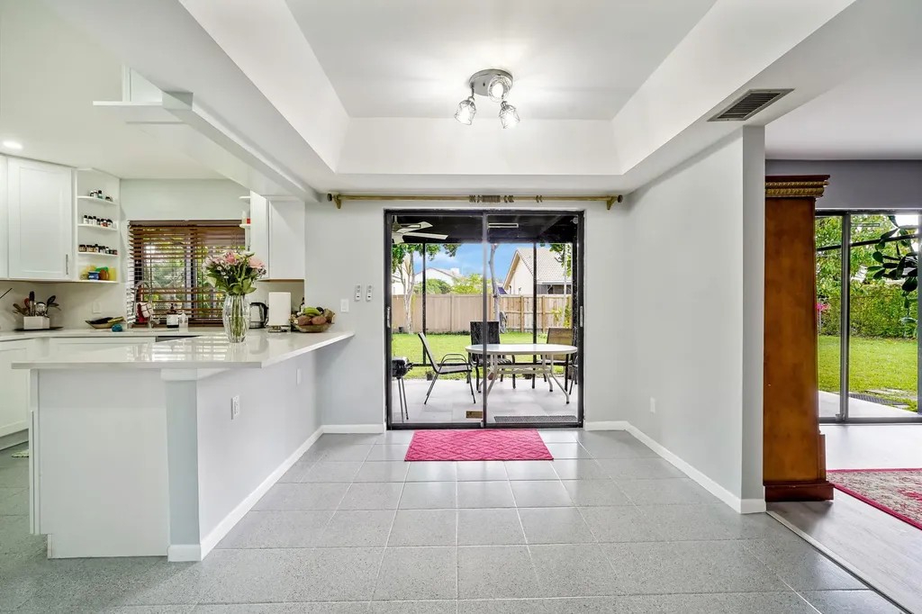 6840 W Wedgewood Avenue Davie FL 33331
