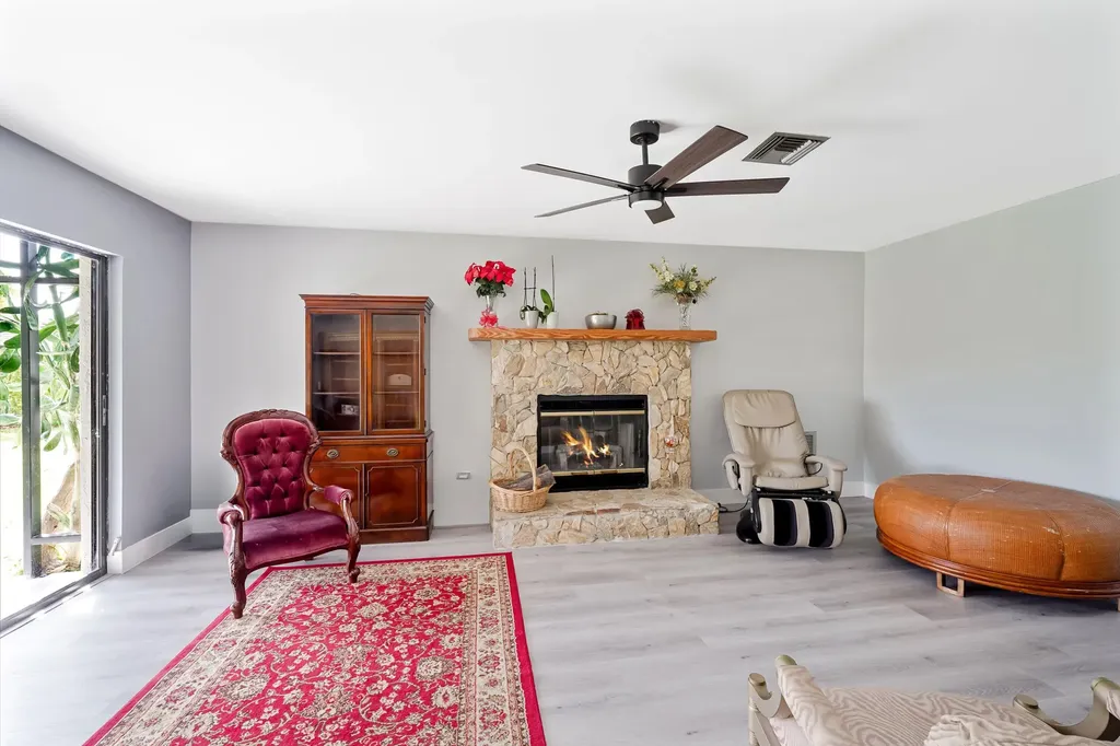 6840 W Wedgewood Avenue Davie FL 33331