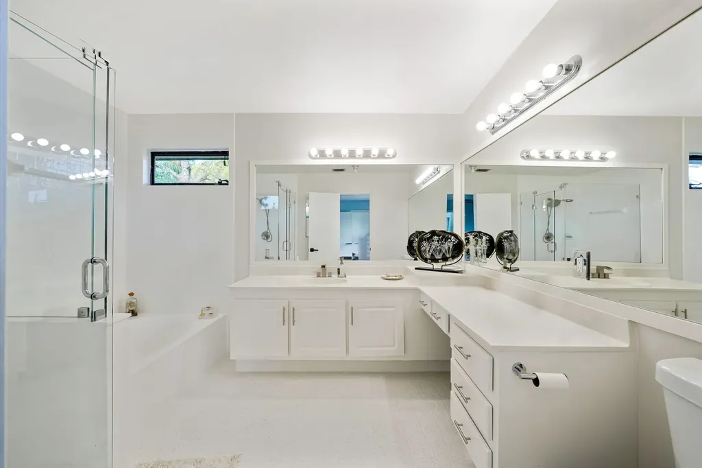 6840 W Wedgewood Avenue Davie FL 33331
