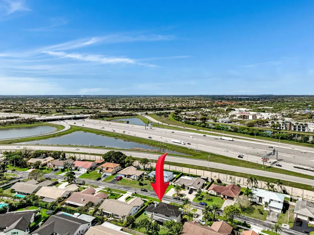 6840 W Wedgewood Avenue Davie FL 33331