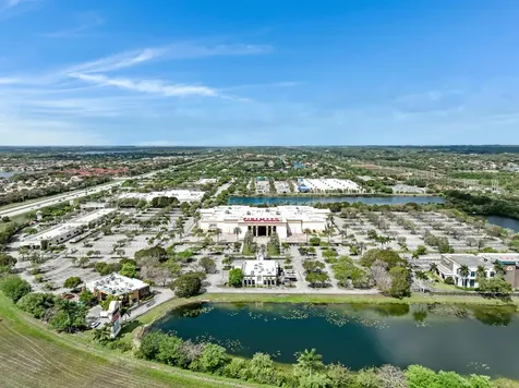 6840 W Wedgewood Avenue Davie FL 33331