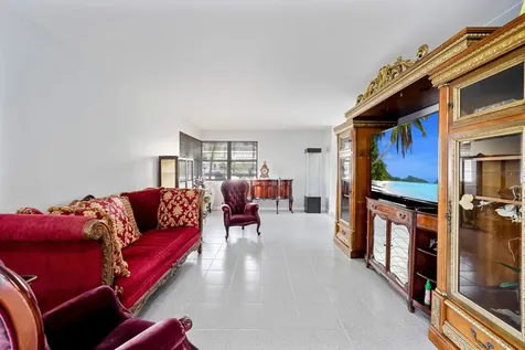 6840 W Wedgewood Avenue Davie FL 33331