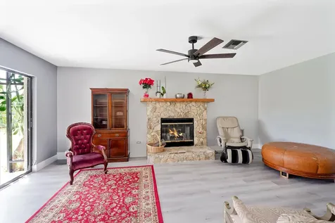 6840 W Wedgewood Avenue Davie FL 33331