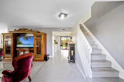 6840 W Wedgewood Avenue Davie FL 33331