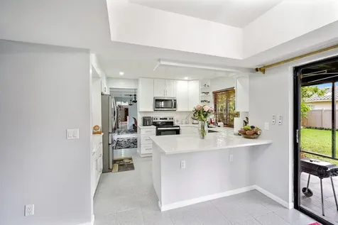 6840 W Wedgewood Avenue Davie FL 33331