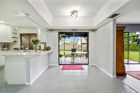 6840 W Wedgewood Avenue Davie FL 33331