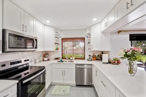 6840 W Wedgewood Avenue Davie FL 33331
