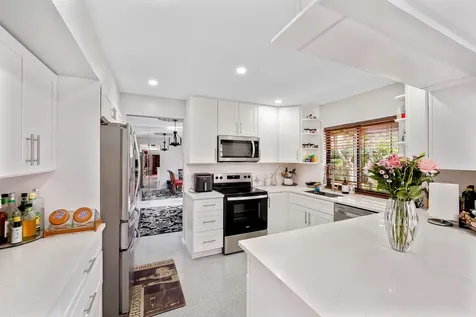 6840 W Wedgewood Avenue Davie FL 33331