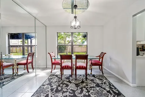 6840 W Wedgewood Avenue Davie FL 33331