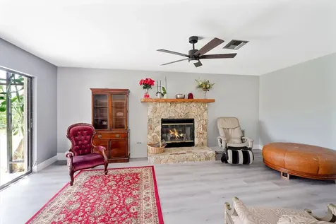 6840 W Wedgewood Avenue Davie FL 33331