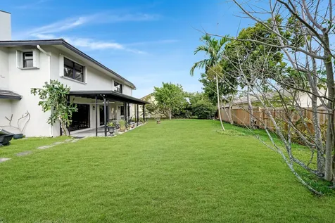 6840 W Wedgewood Avenue Davie FL 33331