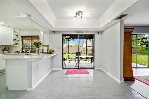 6840 W Wedgewood Avenue Davie FL 33331