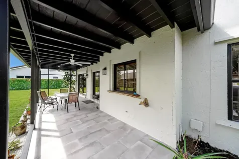 6840 W Wedgewood Avenue Davie FL 33331
