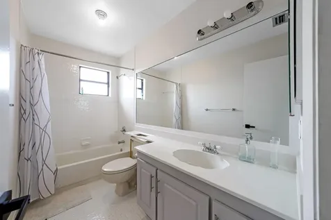 6840 W Wedgewood Avenue Davie FL 33331