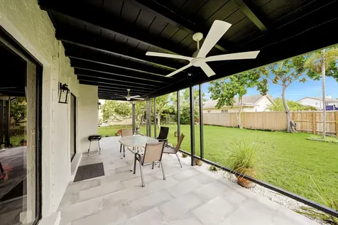 6840 W Wedgewood Avenue Davie FL 33331