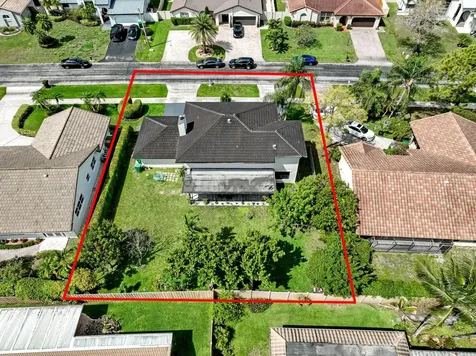 6840 W Wedgewood Avenue Davie FL 33331