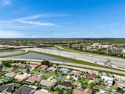 6840 W Wedgewood Avenue Davie FL 33331