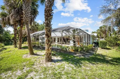 340 SE Saint Lucie Boulevard Stuart FL 34996