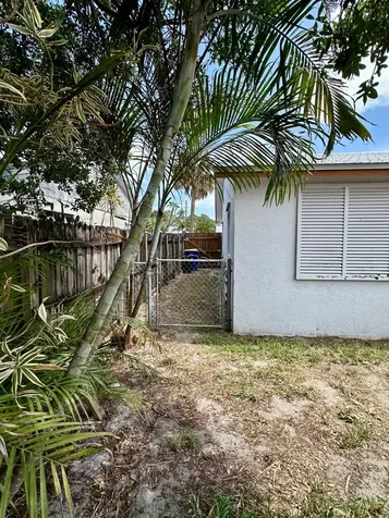 8698 SE Hobe Ridge Avenue Hobe Sound FL 33455