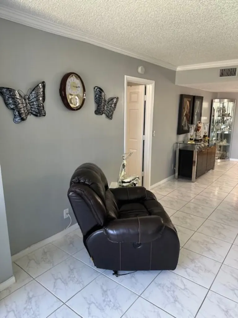 6768 N 10th Avenue Avenue N Lake Worth FL 33467